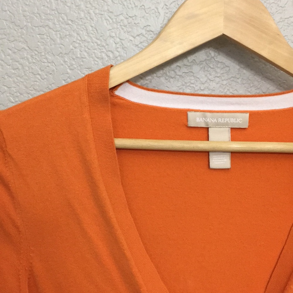 Banana Republic v-neck cardigan
